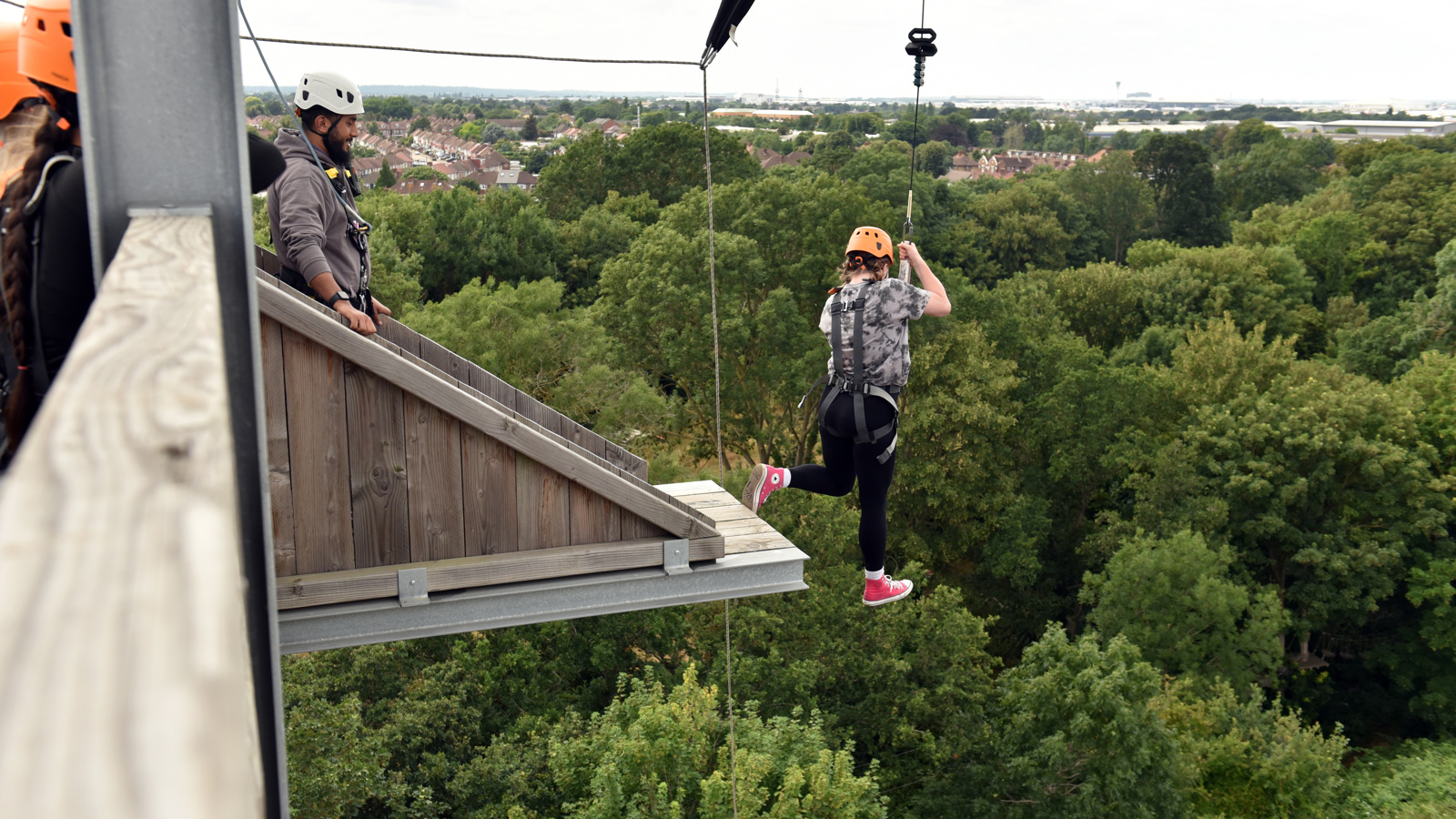 CORP GRIPPED 107 (2)